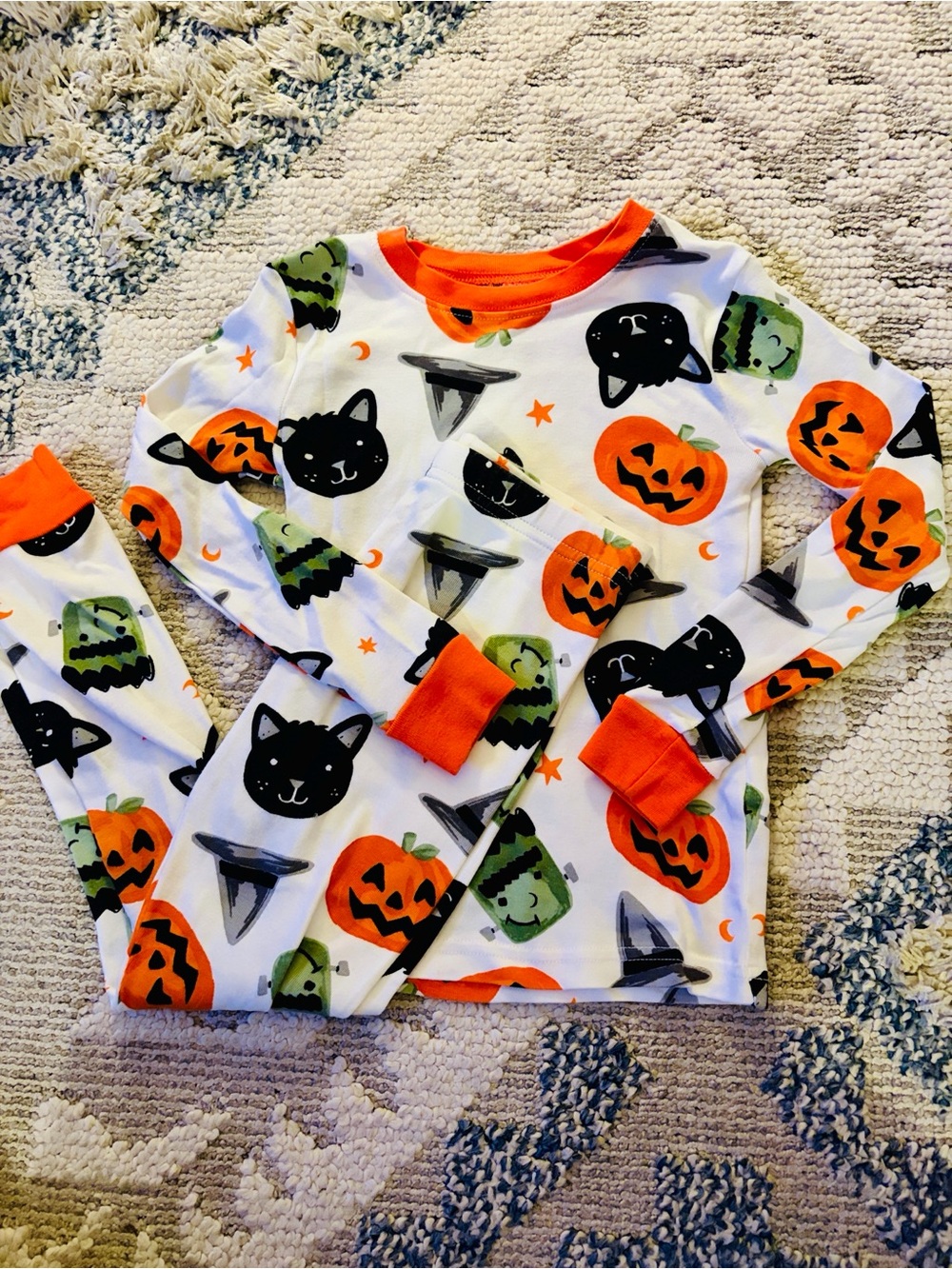 Carter’s Kids Halloween Print Pajama Set - Size 6 Unisex
